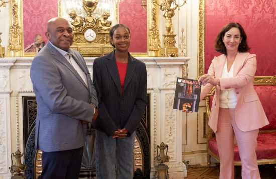 aanbieding eerste exemplaar Herengracht 502